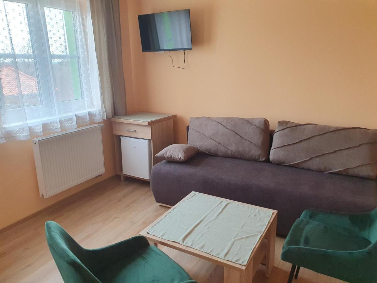 Pension Zeleny Strom Mikulov Exterior foto