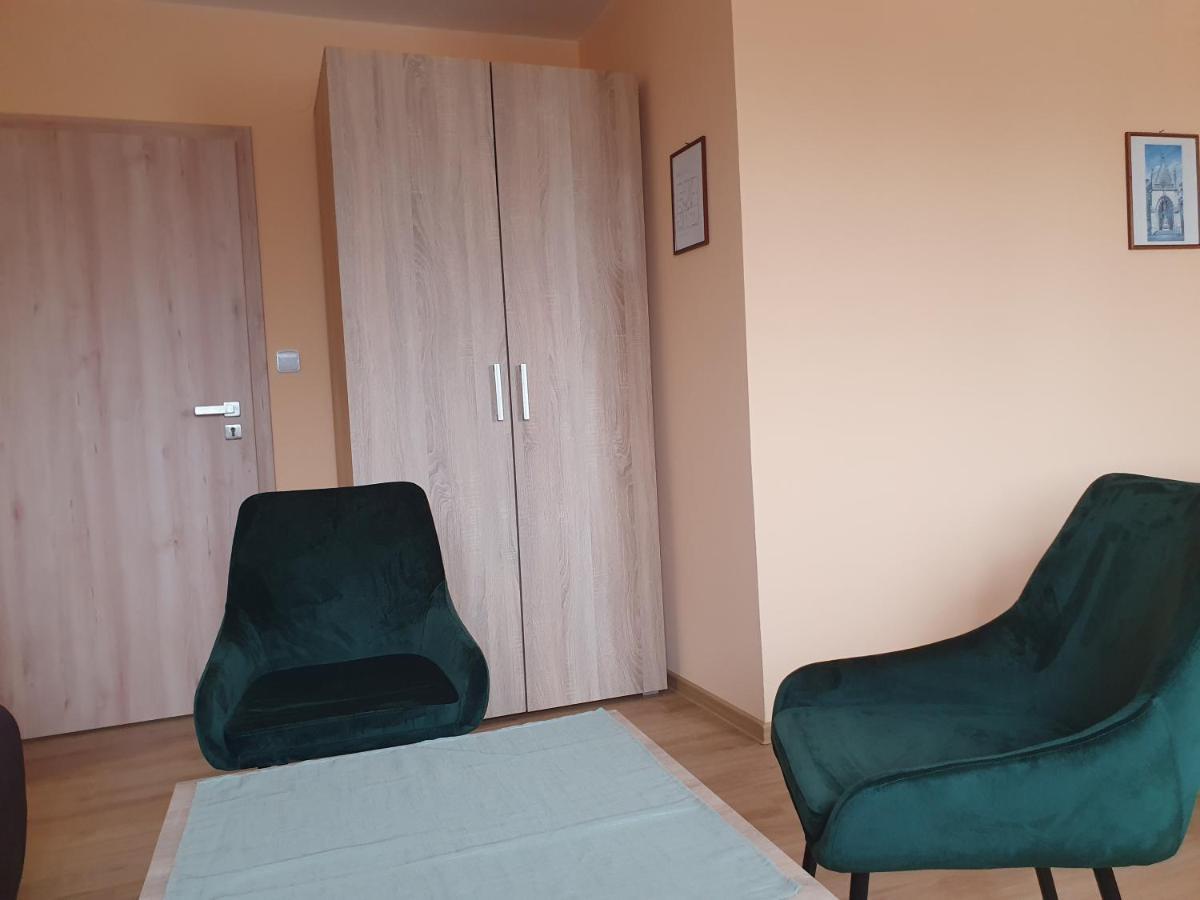 Pension Zeleny Strom Mikulov Exterior foto